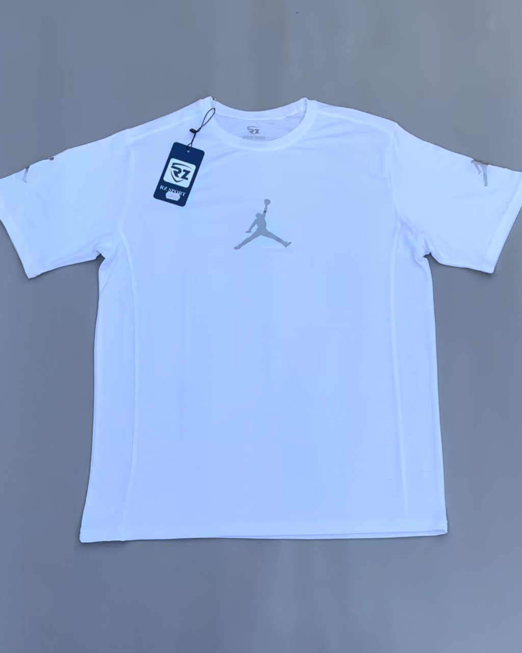 Conjunto Camiseta + Short Dri-Fit Air Jordan - Branco/Preto