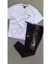 Conjunto Camiseta + Calça Esportiva Dri-Fit Nike - Preto/Branco