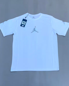 Conjunto Camiseta + Short Dri-Fit Air Jordan - Branco/Preto