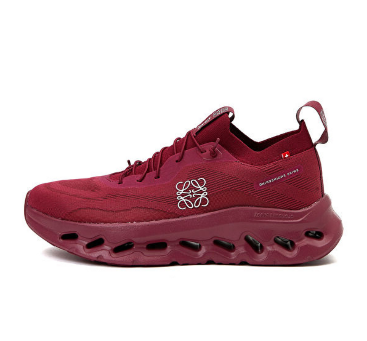 On Running Loewe  'Wild Red'