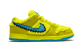 Nike SB Dunk Low "Grateful Dead - Yellow Bear"