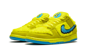 Nike SB Dunk Low "Grateful Dead - Yellow Bear"