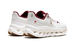 Cloudtilt WMNS "Pearl Ivory"