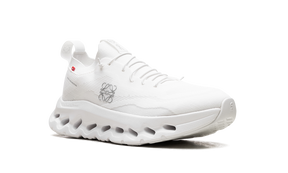 Cloudtilt "LOEWE All White"