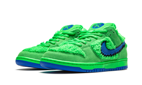 Nike SB Dunk Low "Grateful Dead - Green Bear"
