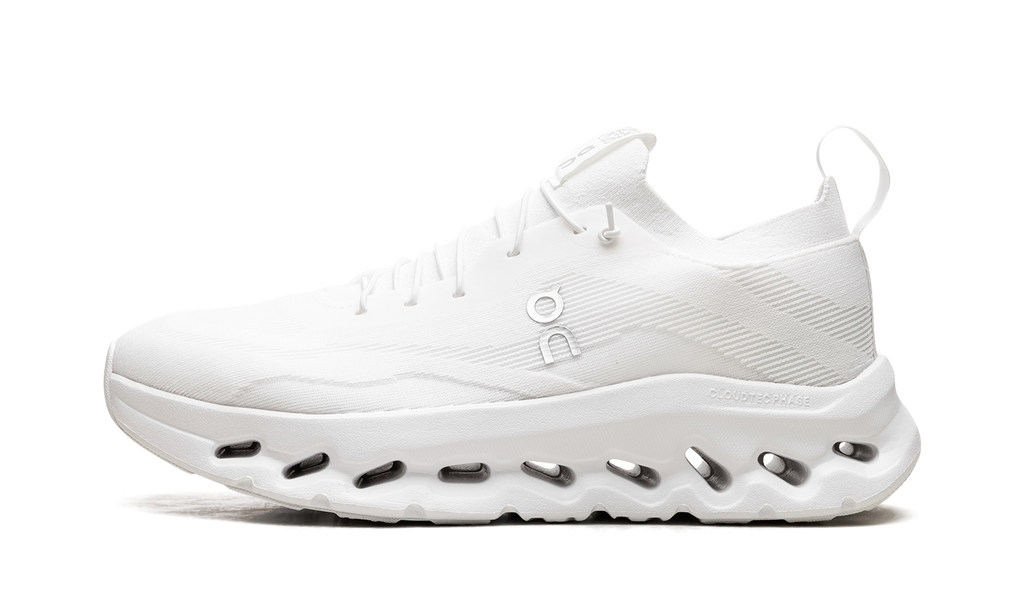Cloudtilt "LOEWE All White"