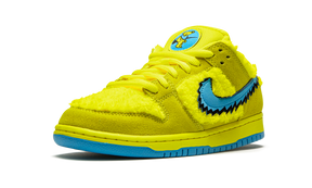 Nike SB Dunk Low "Grateful Dead - Yellow Bear"