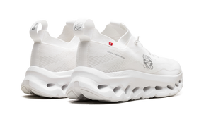 Cloudtilt "LOEWE All White"